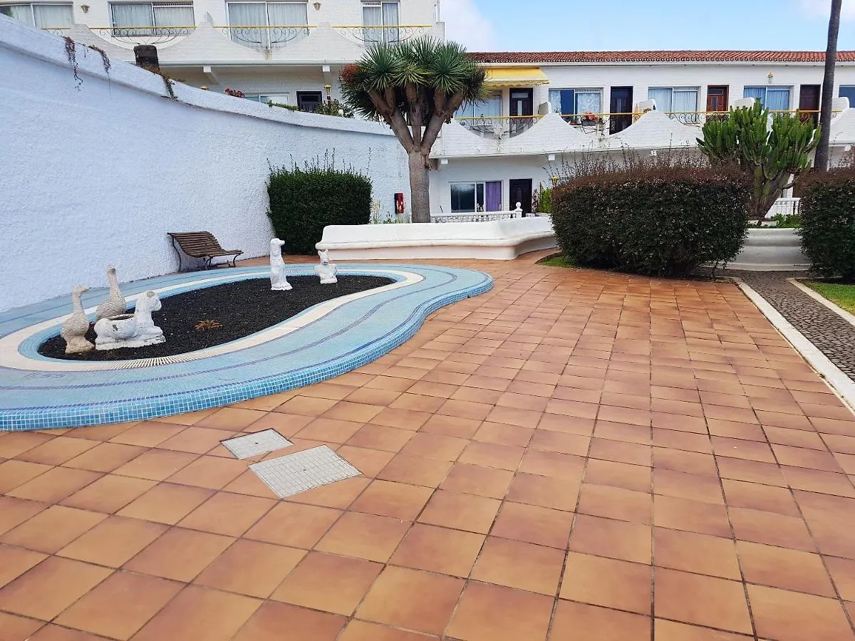 Tacoronte Seaside Apartment with Pool 0*,