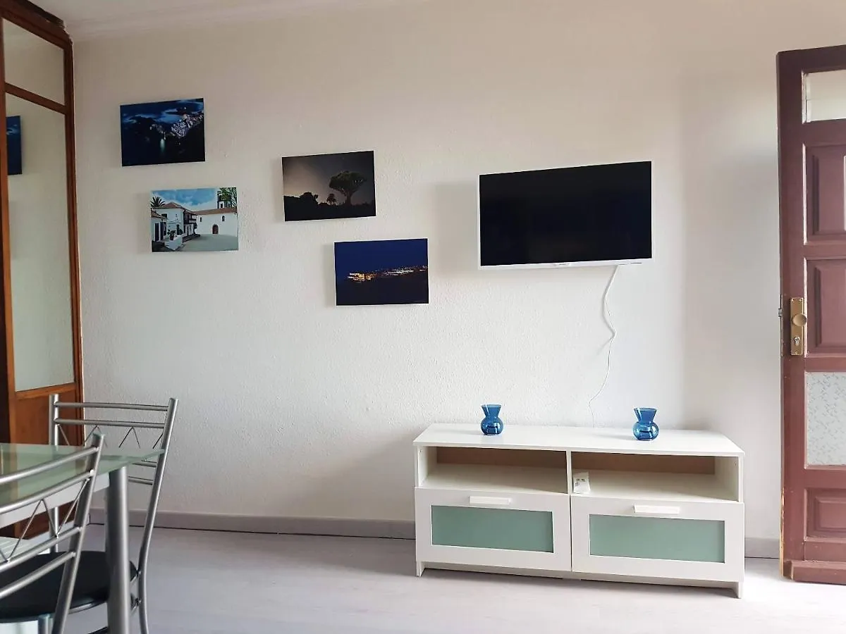 Tacoronte Seaside Apartment with Pool